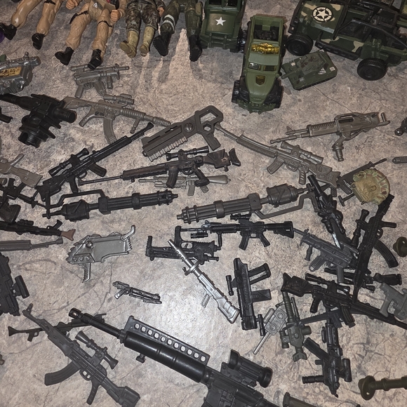 (J54) Combat/Army Playset with Vehicles and Soldiers Bundle - Picture 5 of 8